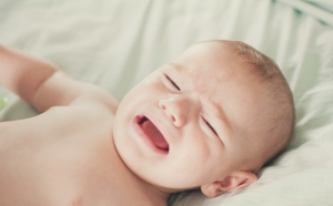 Chữa nghẹt mũi cho trẻ sơ sinh với các mẹo đơn giản